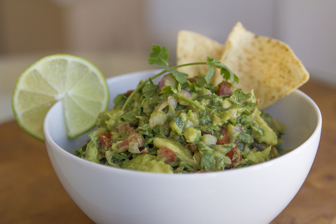 fresh low sodium guacamole